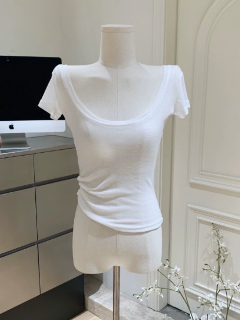 White Ribbed Ultra Scoop Neck Short Sleeve Side Ruched Fitted Basic Tee